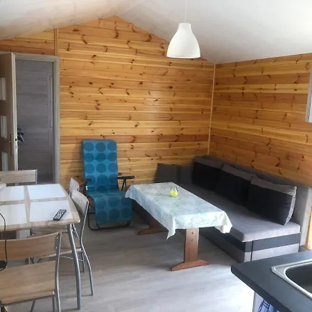 Wakacjekaszuby Apartamento *